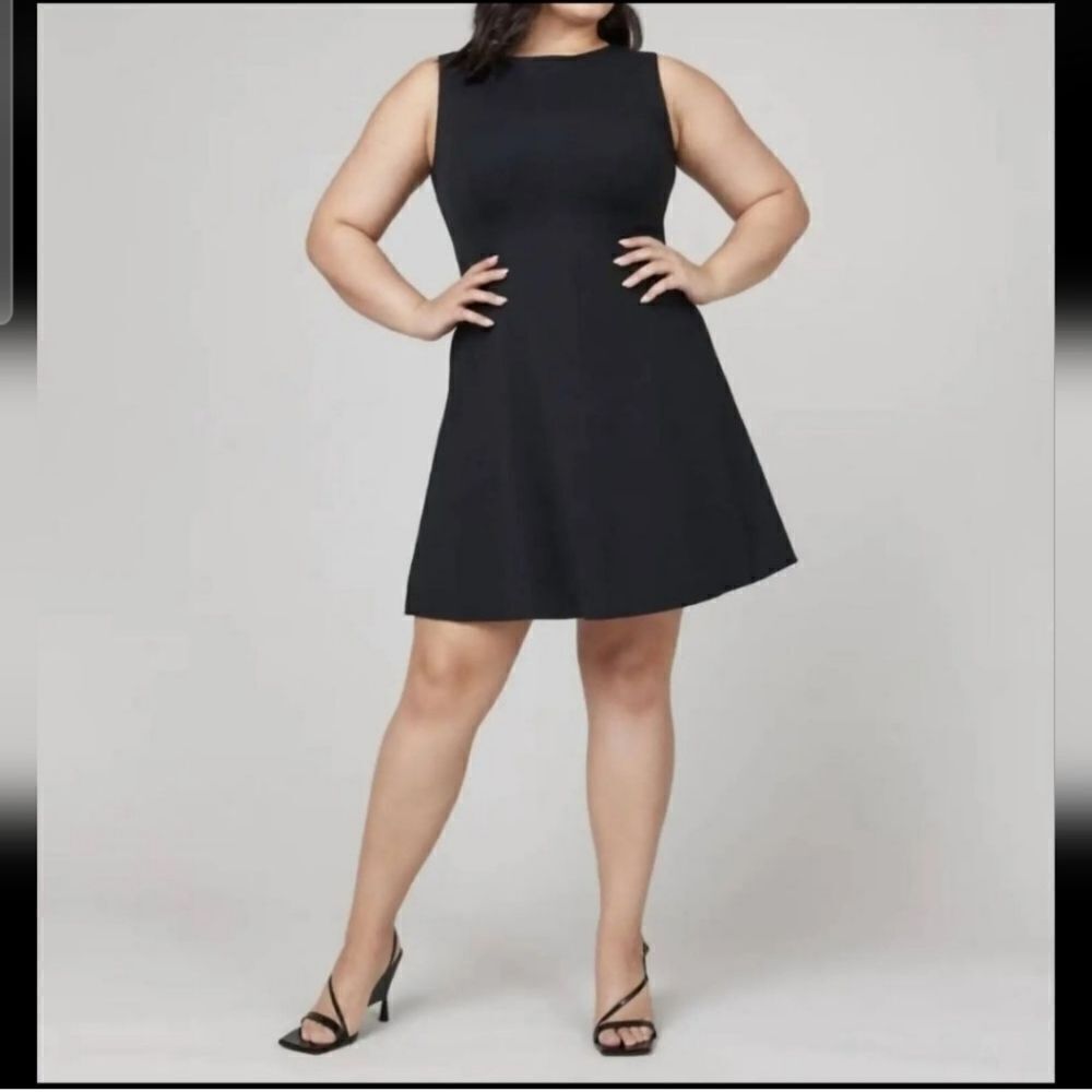 SPANX Perfect Fit And Flare Sleeveless Mini Dress Classic Black Size M New